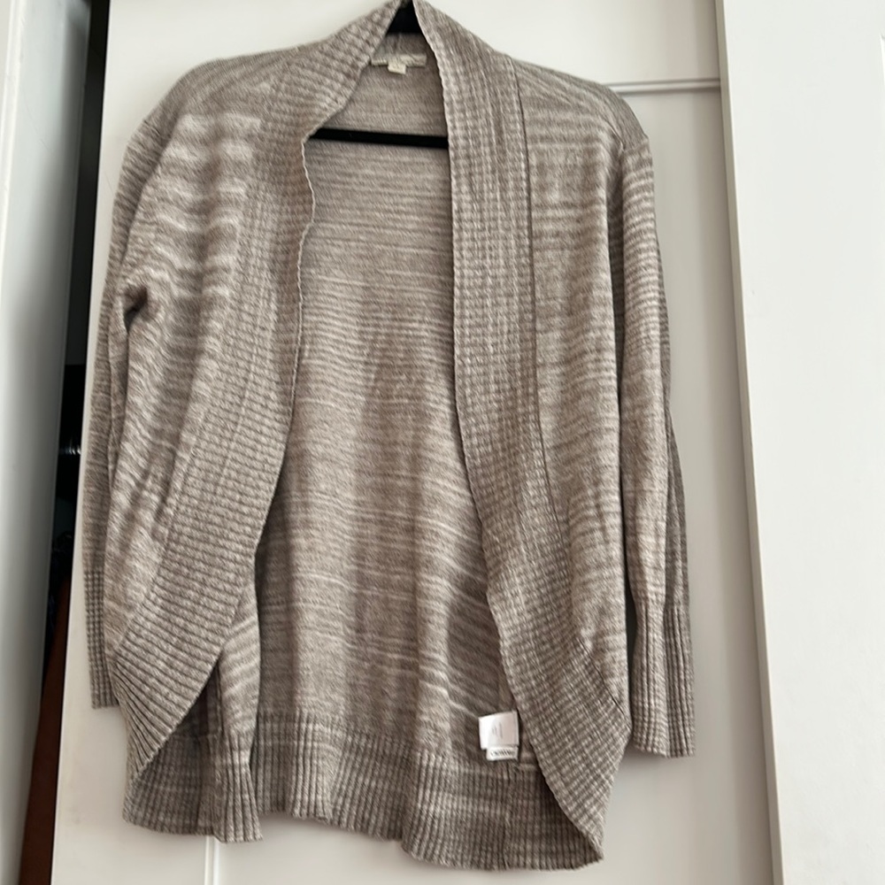 Light weight cardigan